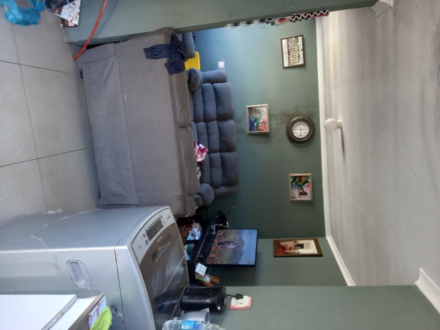 2 Bedroom Property for Sale in Mfuleni Western Cape